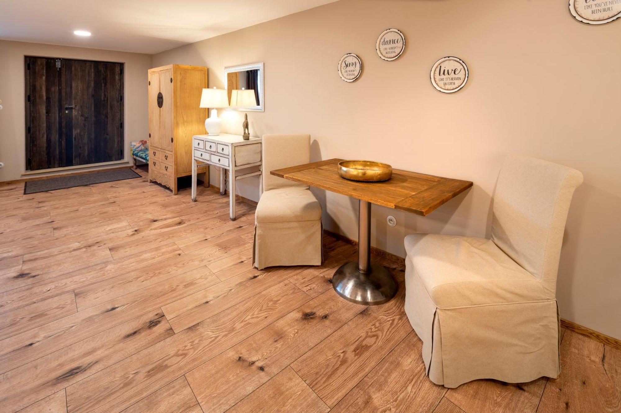 Prague West - Studio Chyne Terrace מראה חיצוני תמונה